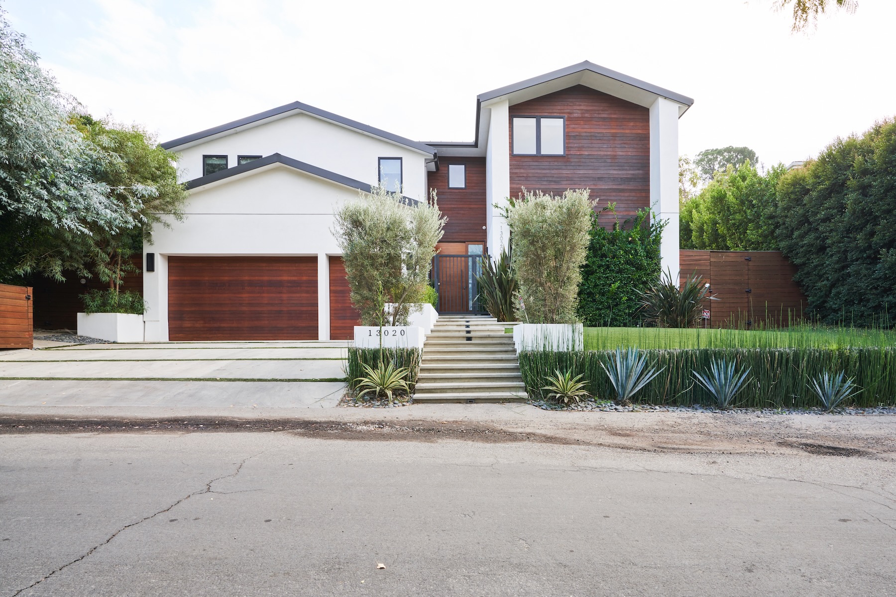 Property in Studio City Los Angeles (Location Scouting Service by